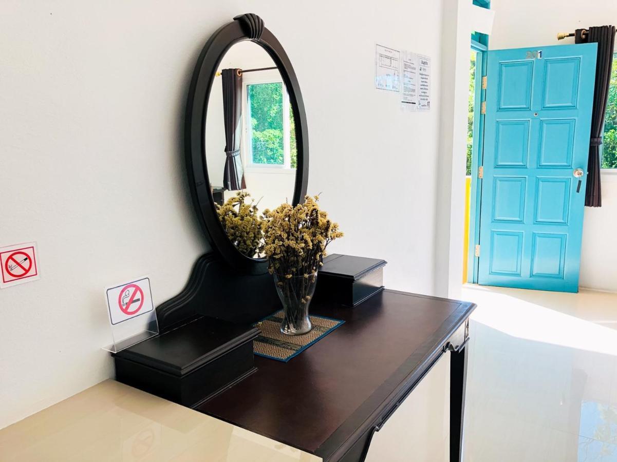 Baanlugchange Hotel Chanthaburi Extérieur photo