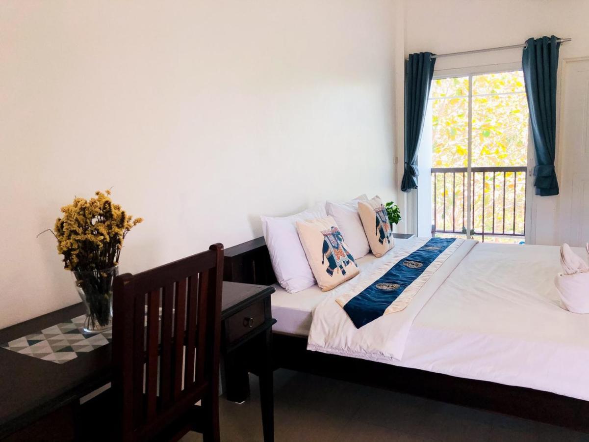 Baanlugchange Hotel Chanthaburi Extérieur photo