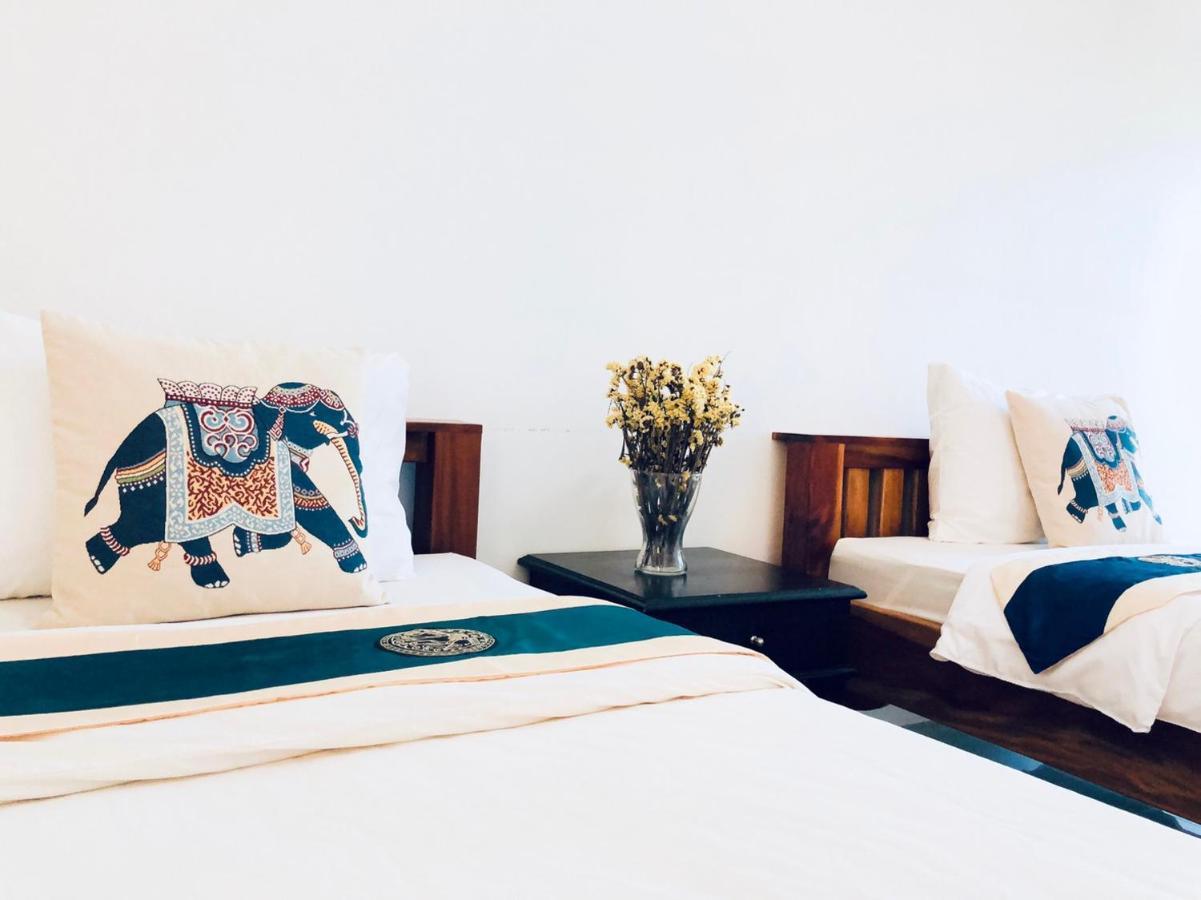 Baanlugchange Hotel Chanthaburi Extérieur photo